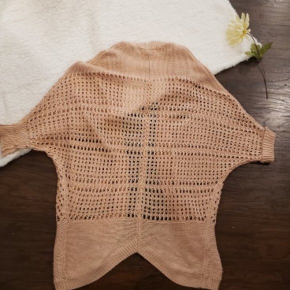 *10/$25* Pink Rose Knit Cardigan Sweater - Picture 5 of 5